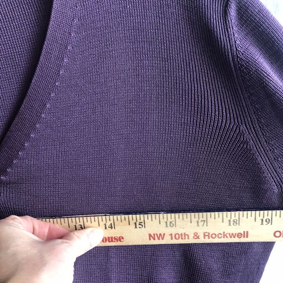 100% Silk Harold's Old School Women's Purple Cardigan Sweater Size Medium - Picture 5 of 5